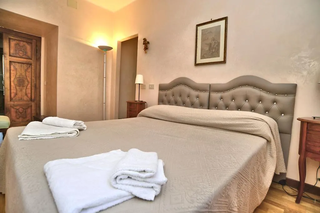Biennale Apt Balcony Apartment Venice Italy